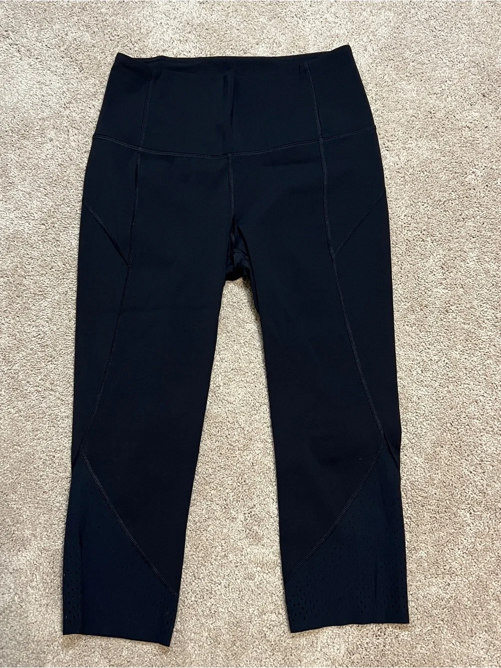 Women’s Lululemon Wunder Under High Rise Cropped Leggings Size 8